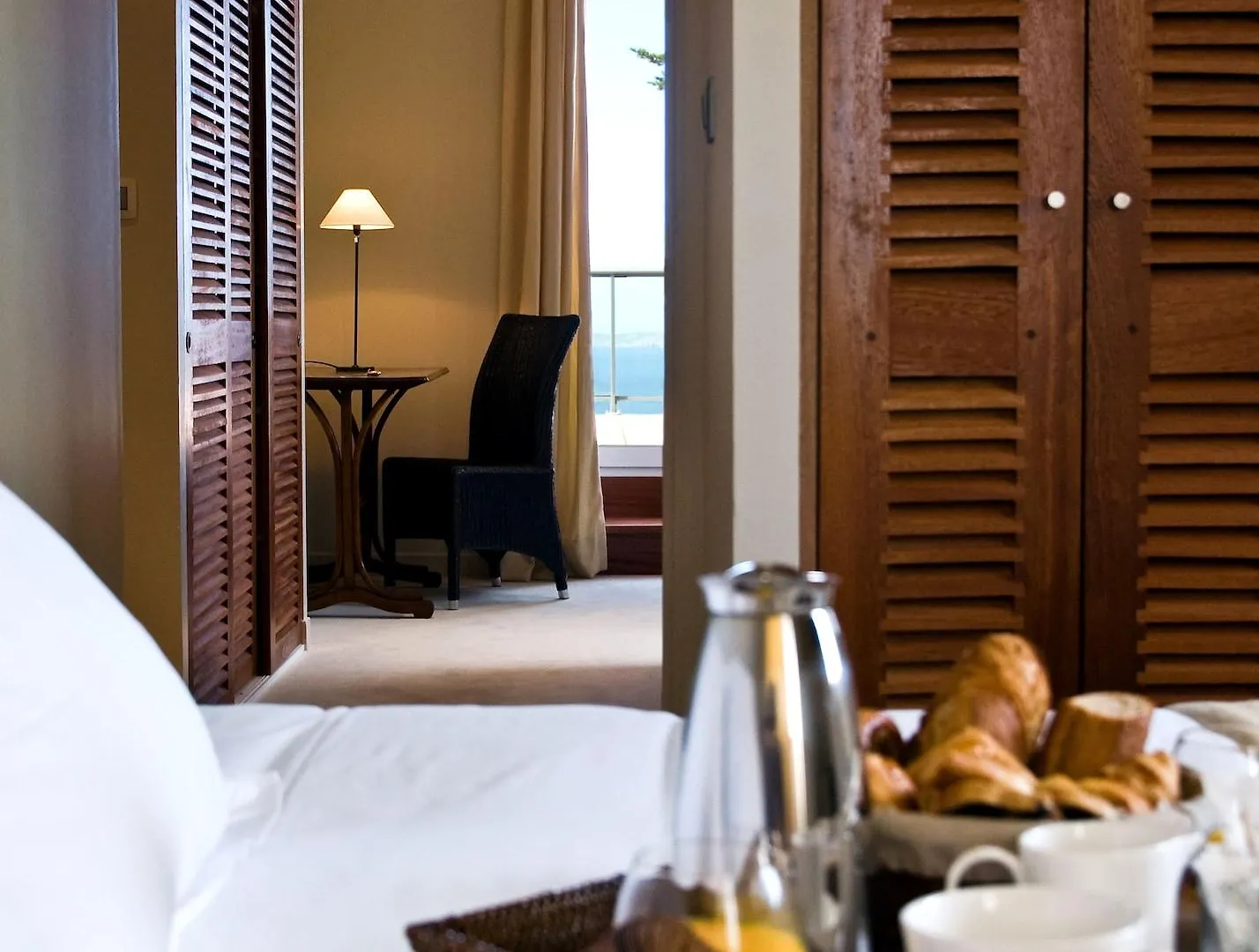 Hotel Les Costans, The Originals Relais Perros-Guirec