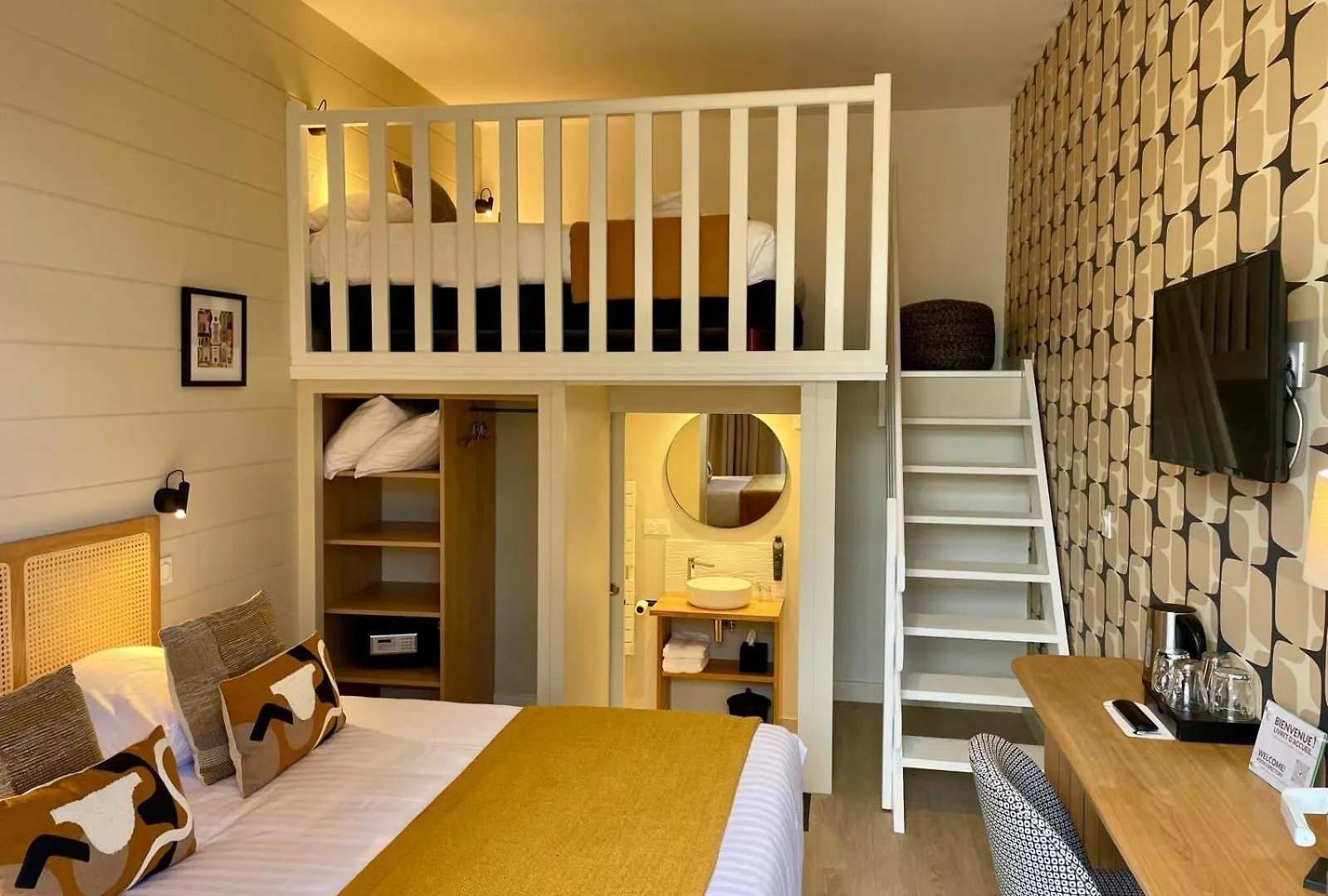 ***  Hotel Les Costans, The Originals Relais Perros-Guirec France