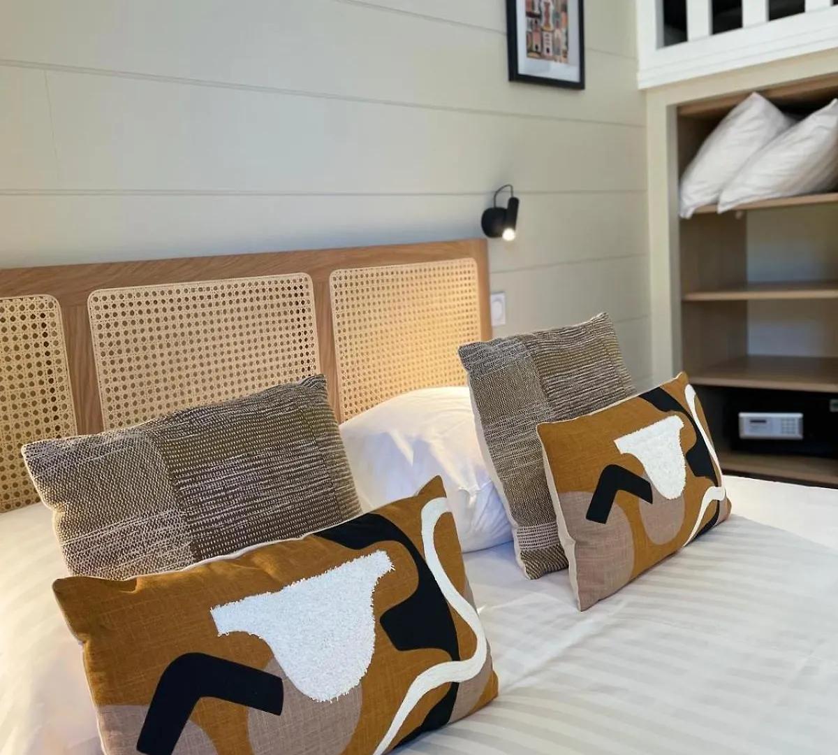 ***  Hotel Les Costans, The Originals Relais Perros-Guirec France